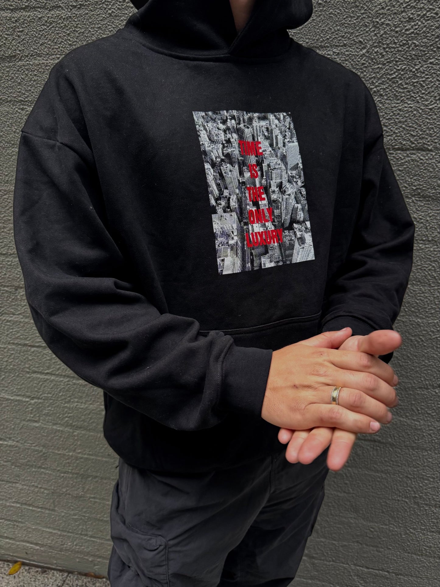 Views Hoodie Black