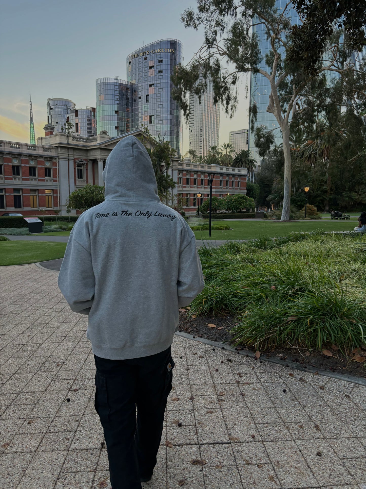 Namedrop Hoodie Grey
